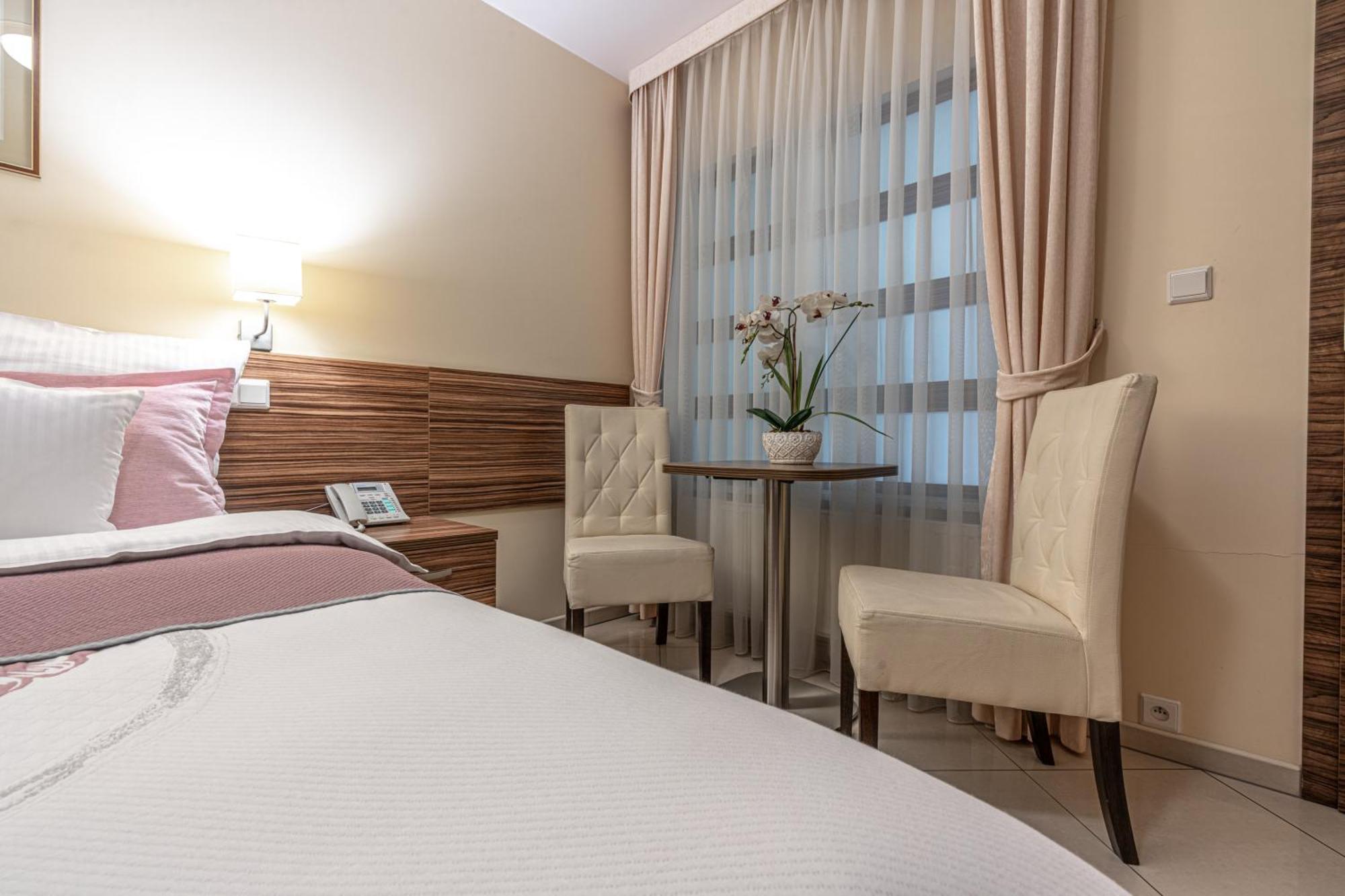 Hotel Soray Wieliczka Exterior foto